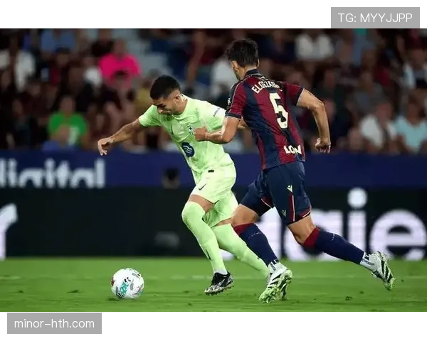 西甲保级战火愈演愈烈，多队深陷降级泥潭引关注