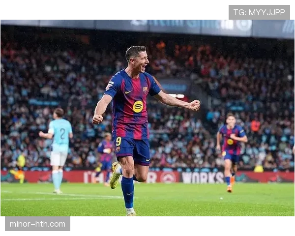 莱万多夫斯基展现领袖风范，场上领导力持续提升